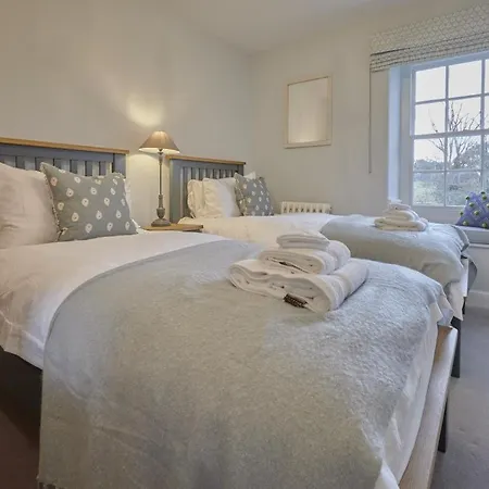 5 Bed In Loweswater Sz424 Holiday home